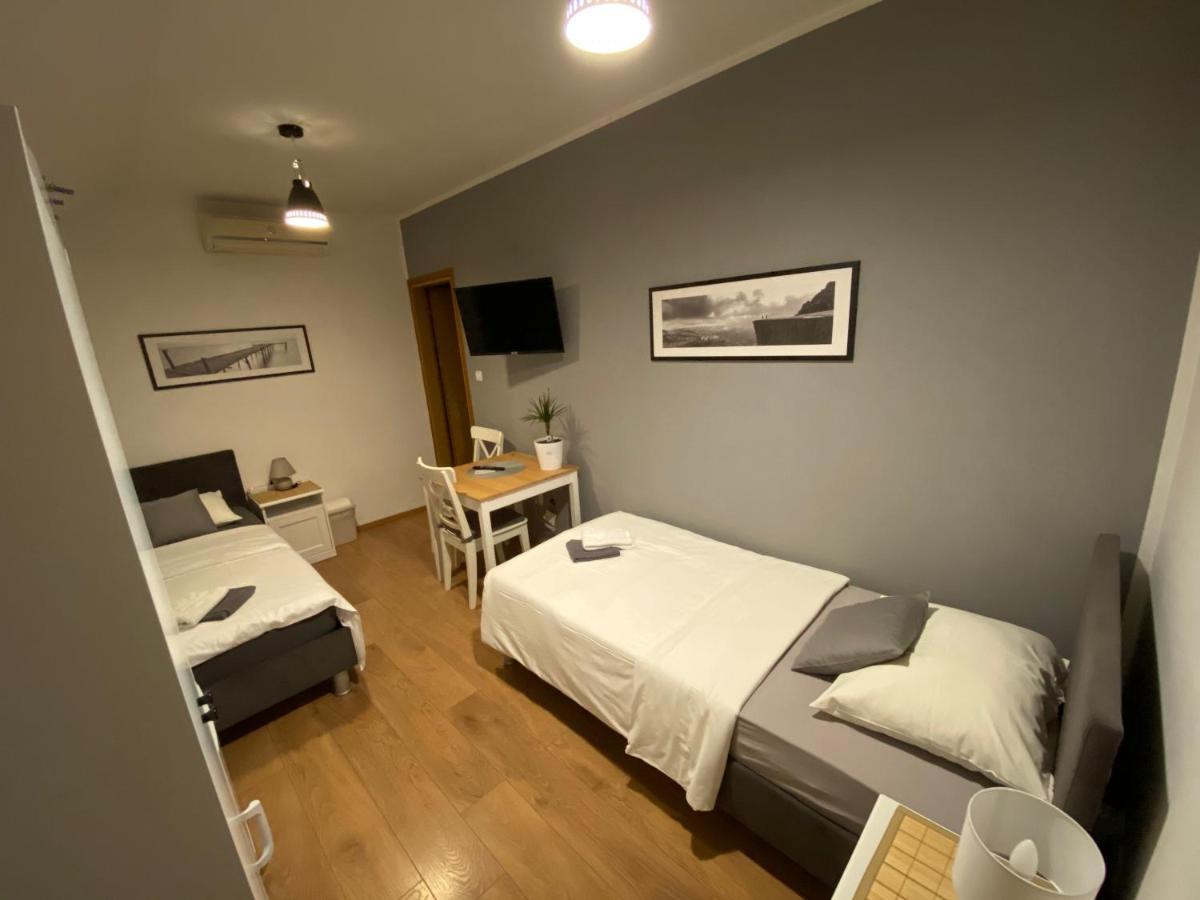 Guest House Lucija Buzin Exterior photo