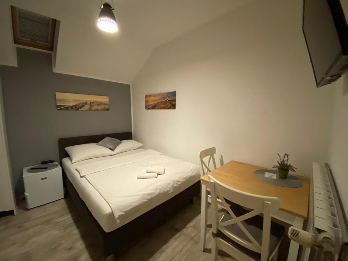 Guest House Lucija Buzin Exterior photo